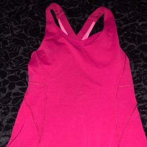 Lululemon top